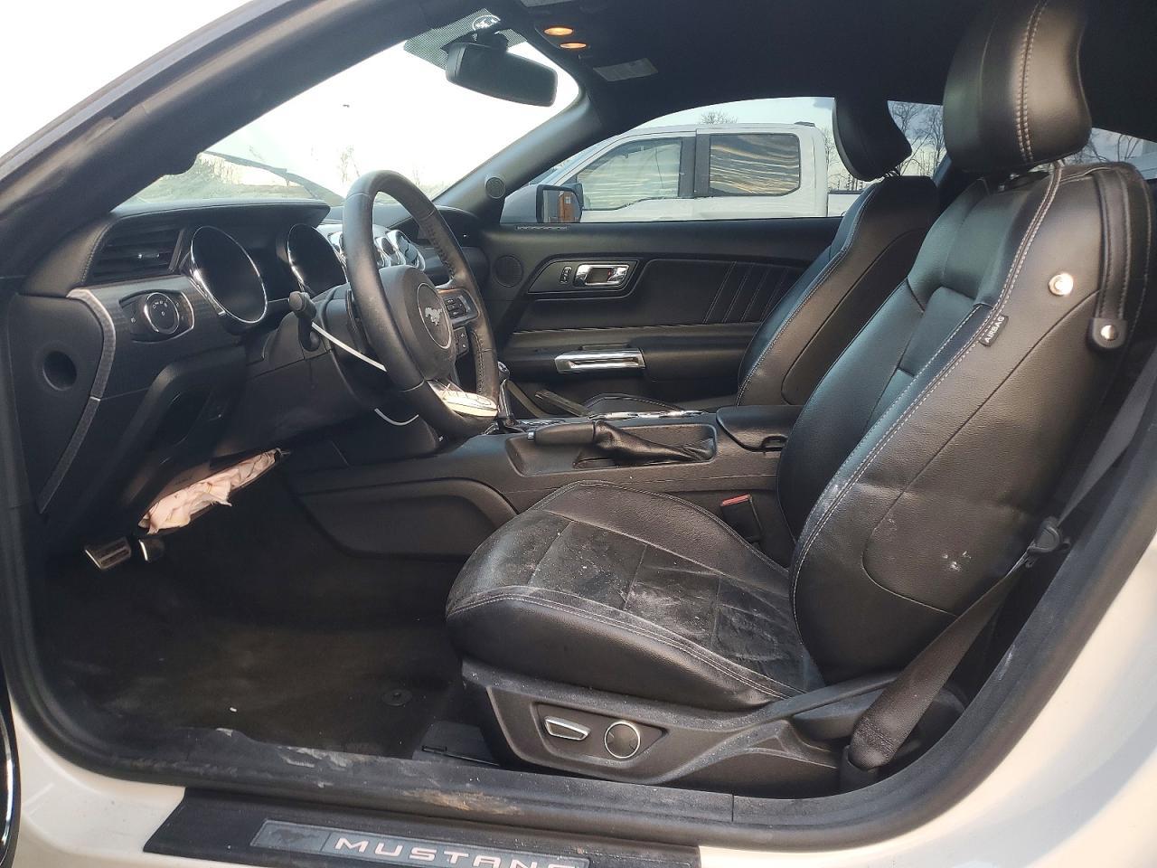 2017 Ford Mustang - zdjęcie 7