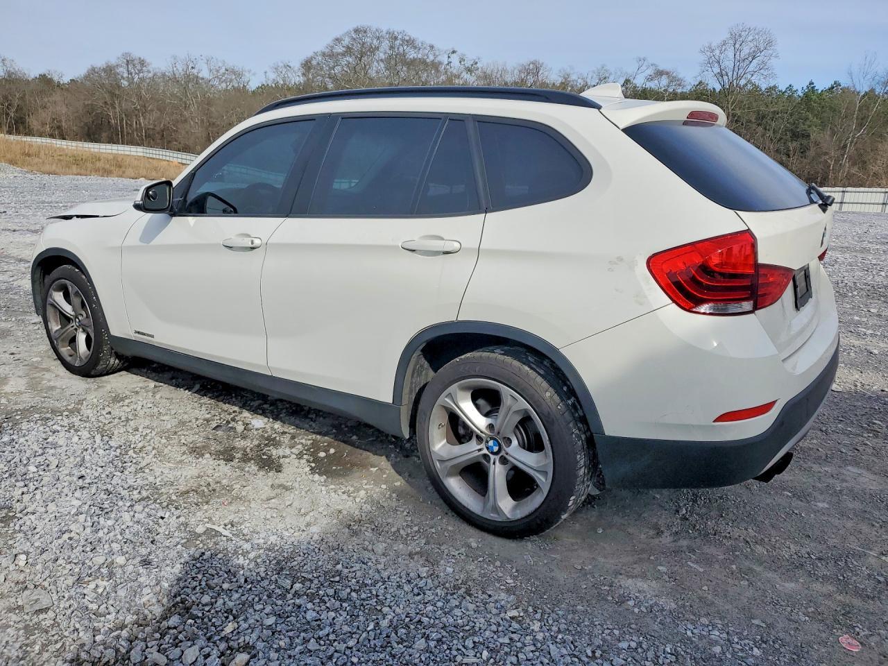 2015 BMW X1 xDrive35I - zdjęcie 2