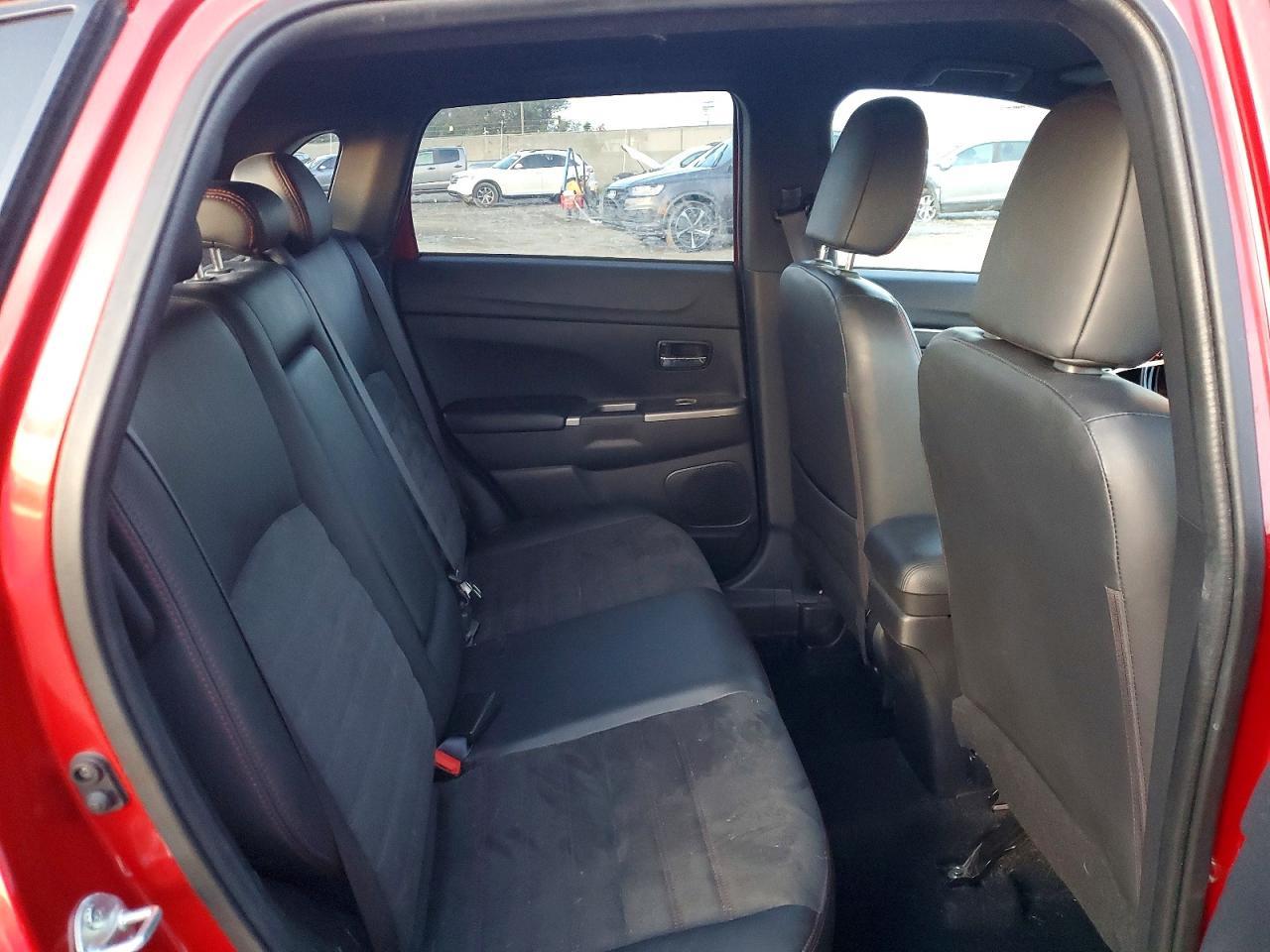 2020 Mitsubishi Outlander Sport Gt - zdjęcie 11