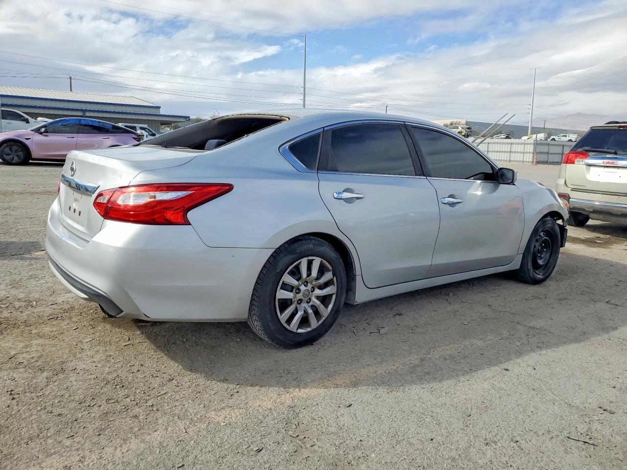 2017 Nissan Altima 2.5 S - zdjęcie 3