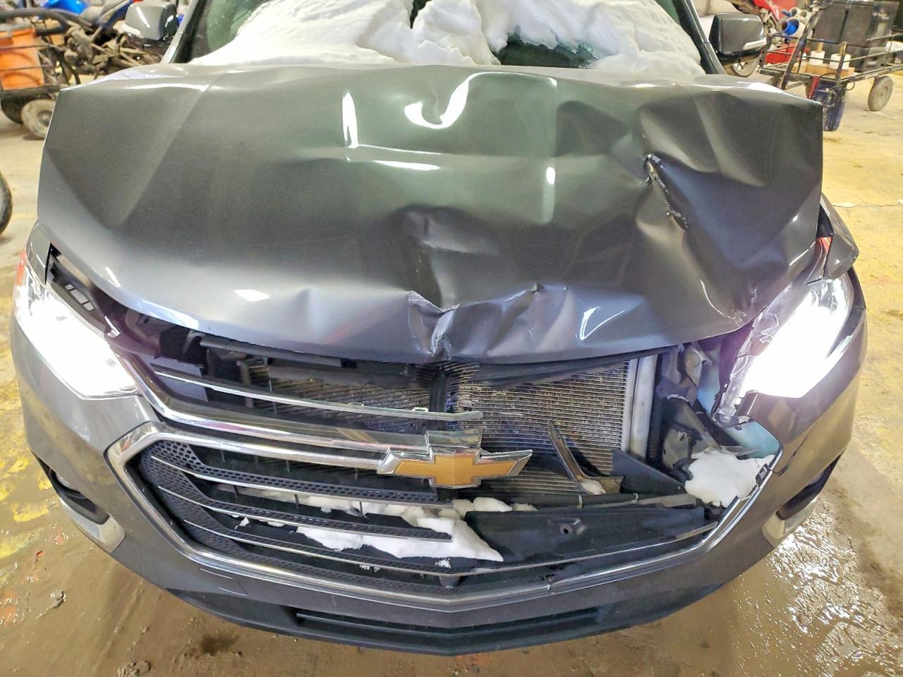 2020 Chevrolet Traverse Lt - zdjęcie 12