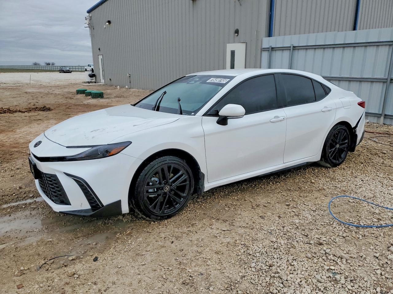 2026 Toyota Camry Se - zdjęcie główne