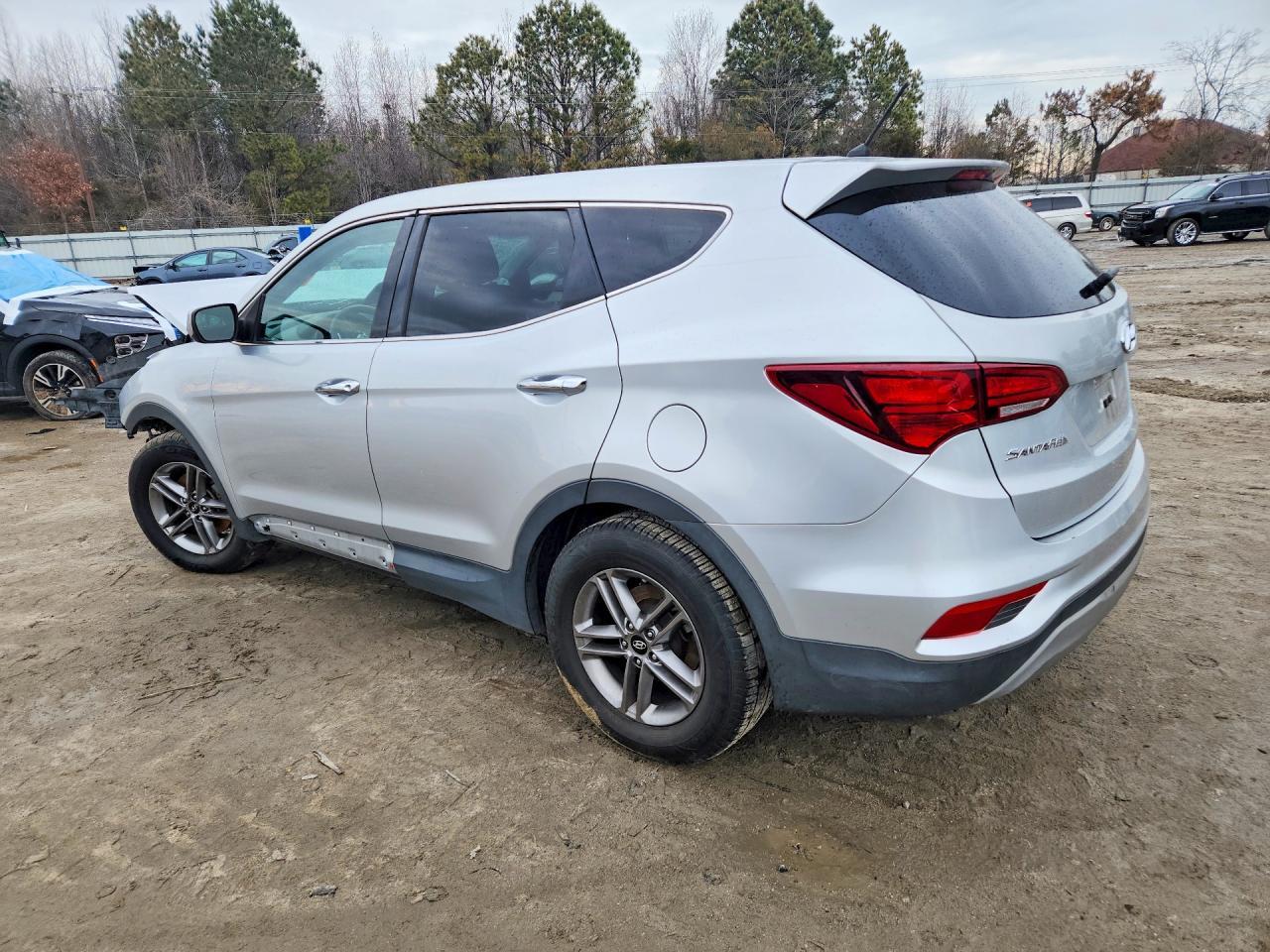 2018 Hyundai Santa Fe Sport 2.4L - zdjęcie 2