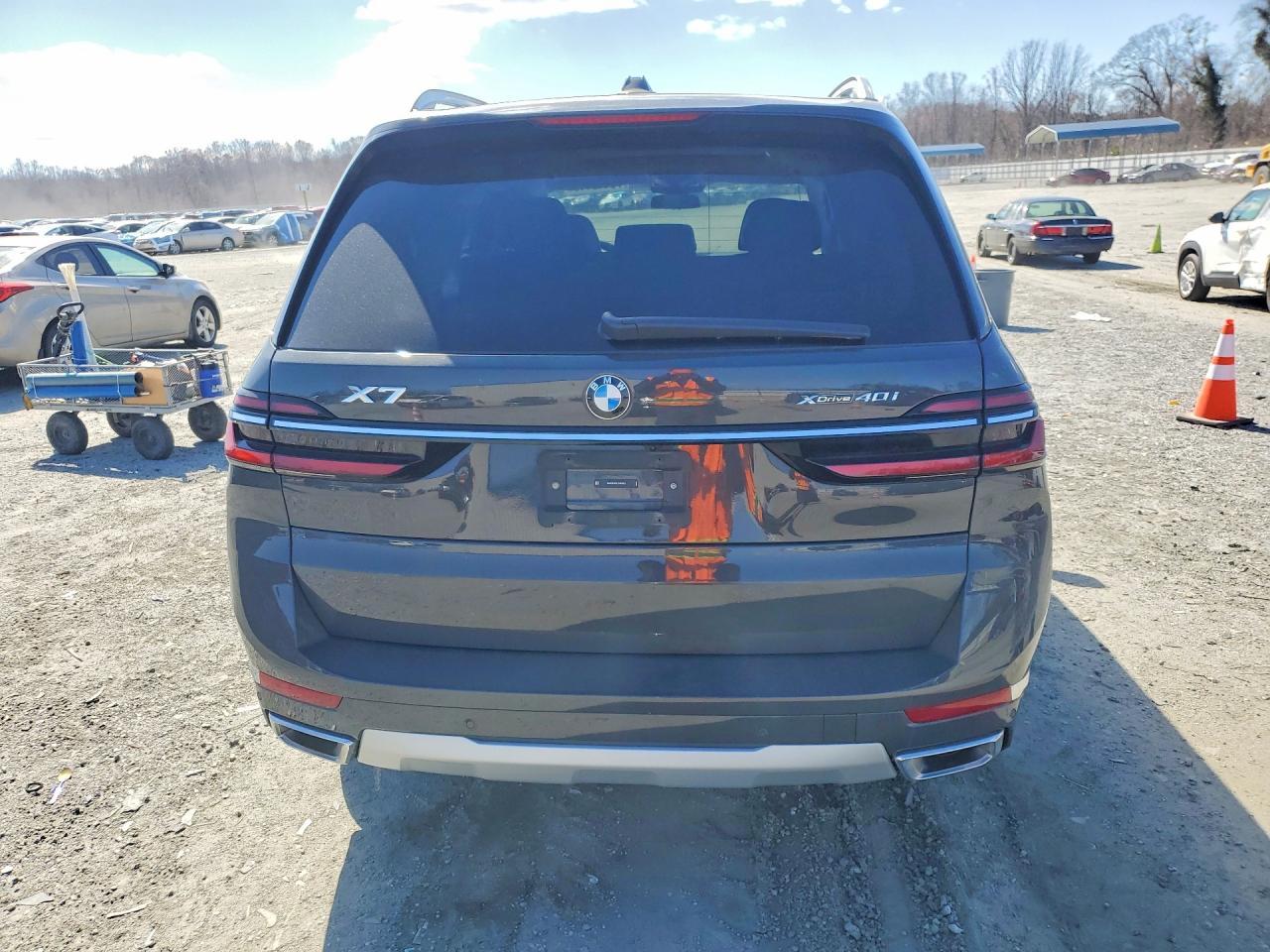 2026 BMW X7 xDrive40I - zdjęcie 6