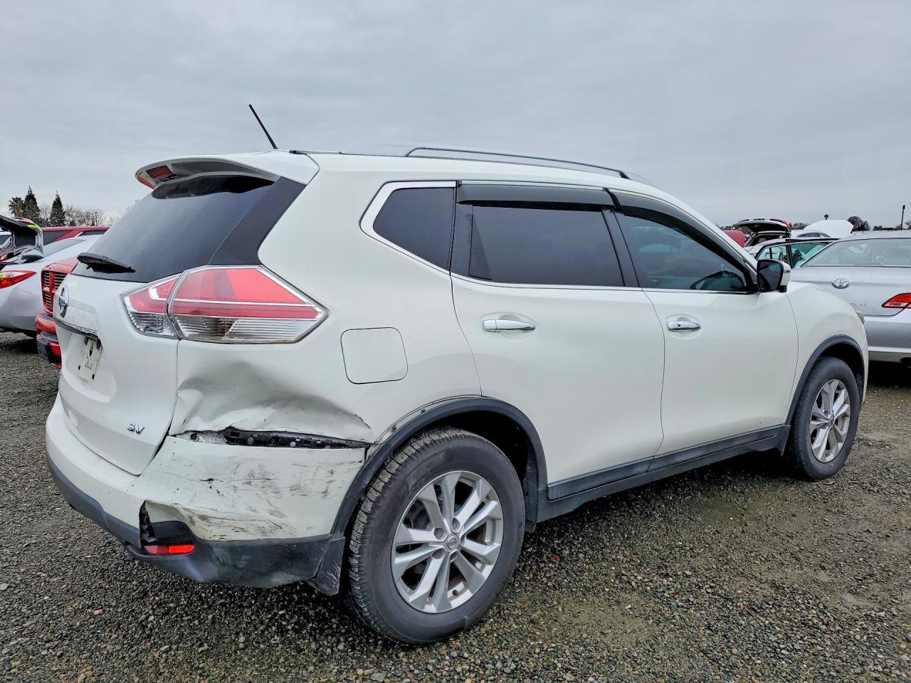 2016 Nissan Rogue Sv - zdjęcie 3