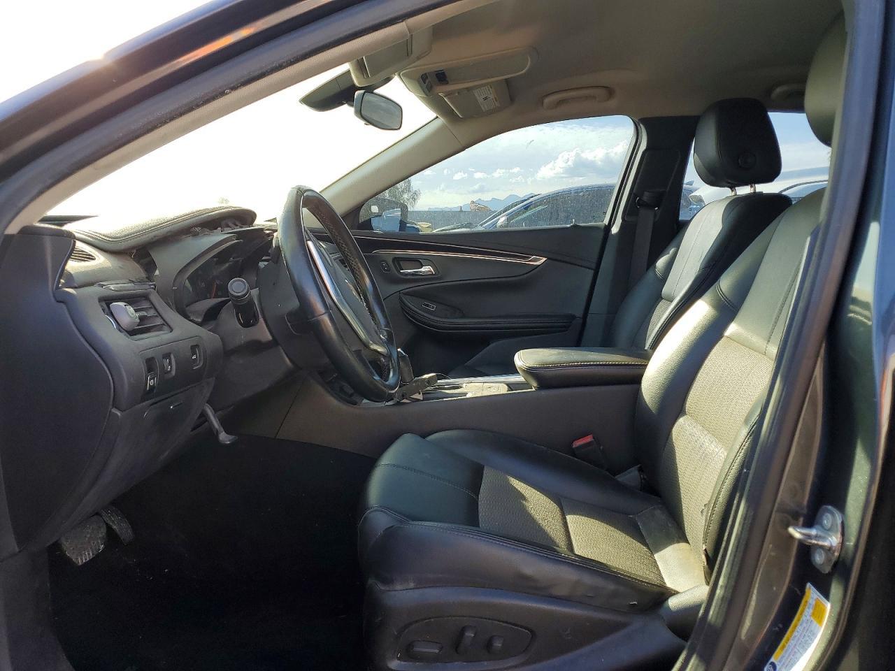 2019 Chevrolet Impala Lt - zdjęcie 7