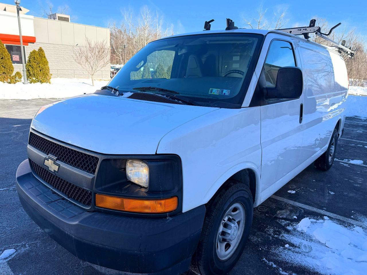 2017 Chevrolet Express G2500 - zdjęcie główne