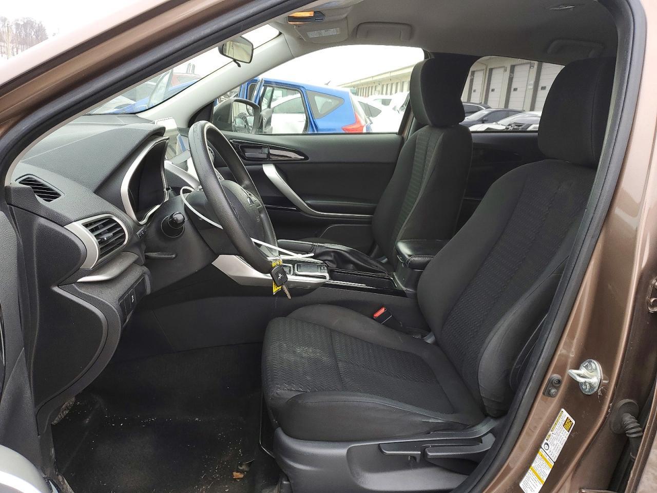 2019 Mitsubishi Eclipse Cross Le - zdjęcie 7