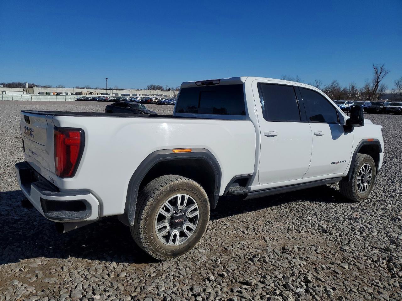 2023 GMC Sierra K2500 At4 - zdjęcie 3