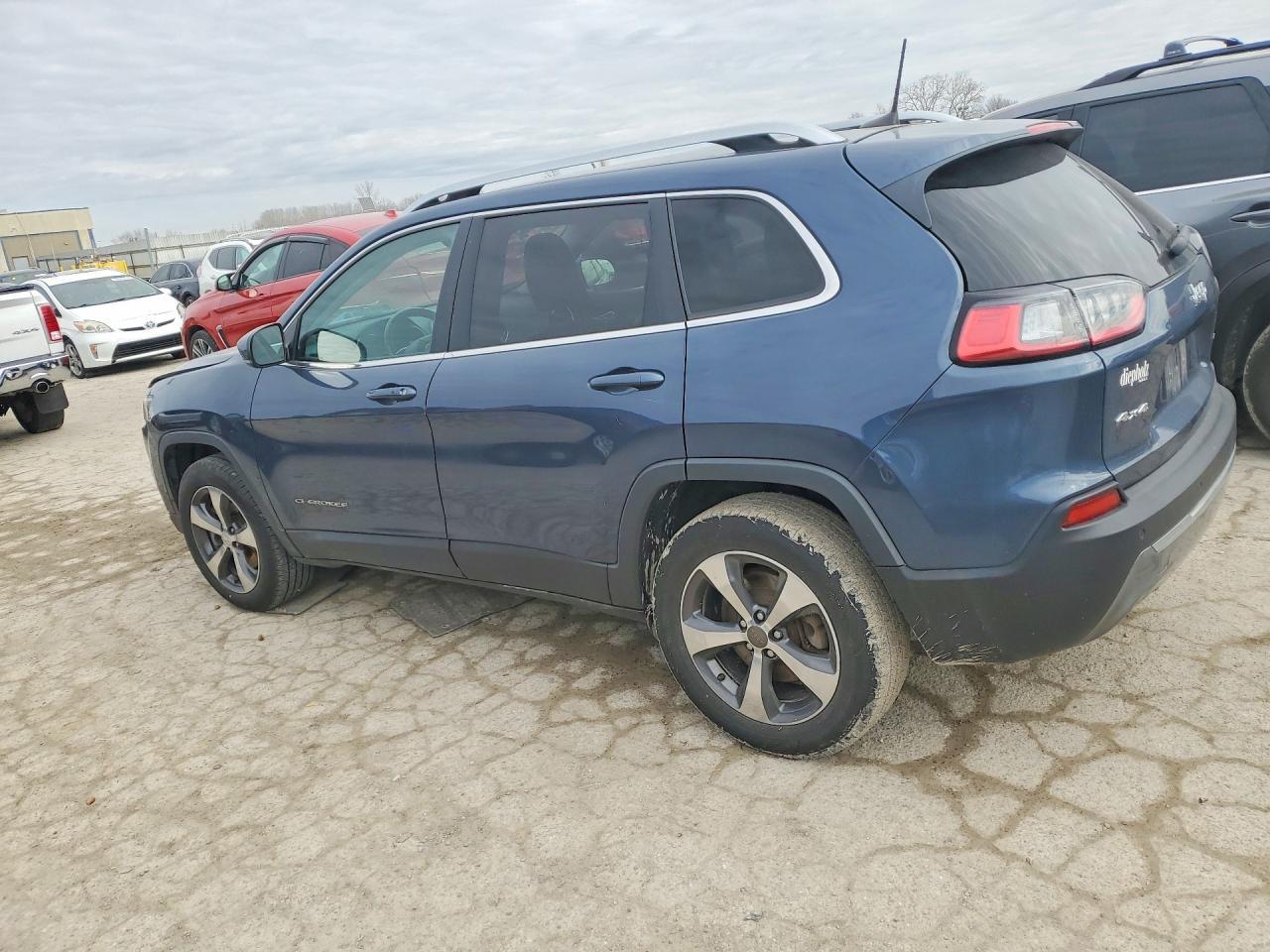 2019 Jeep Cherokee Limited - zdjęcie 2