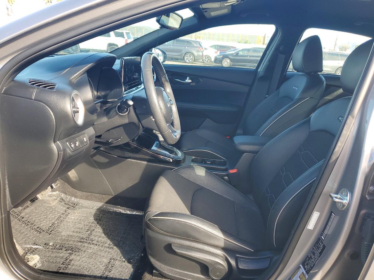 2024 Kia Forte Gt Line - zdjęcie 7