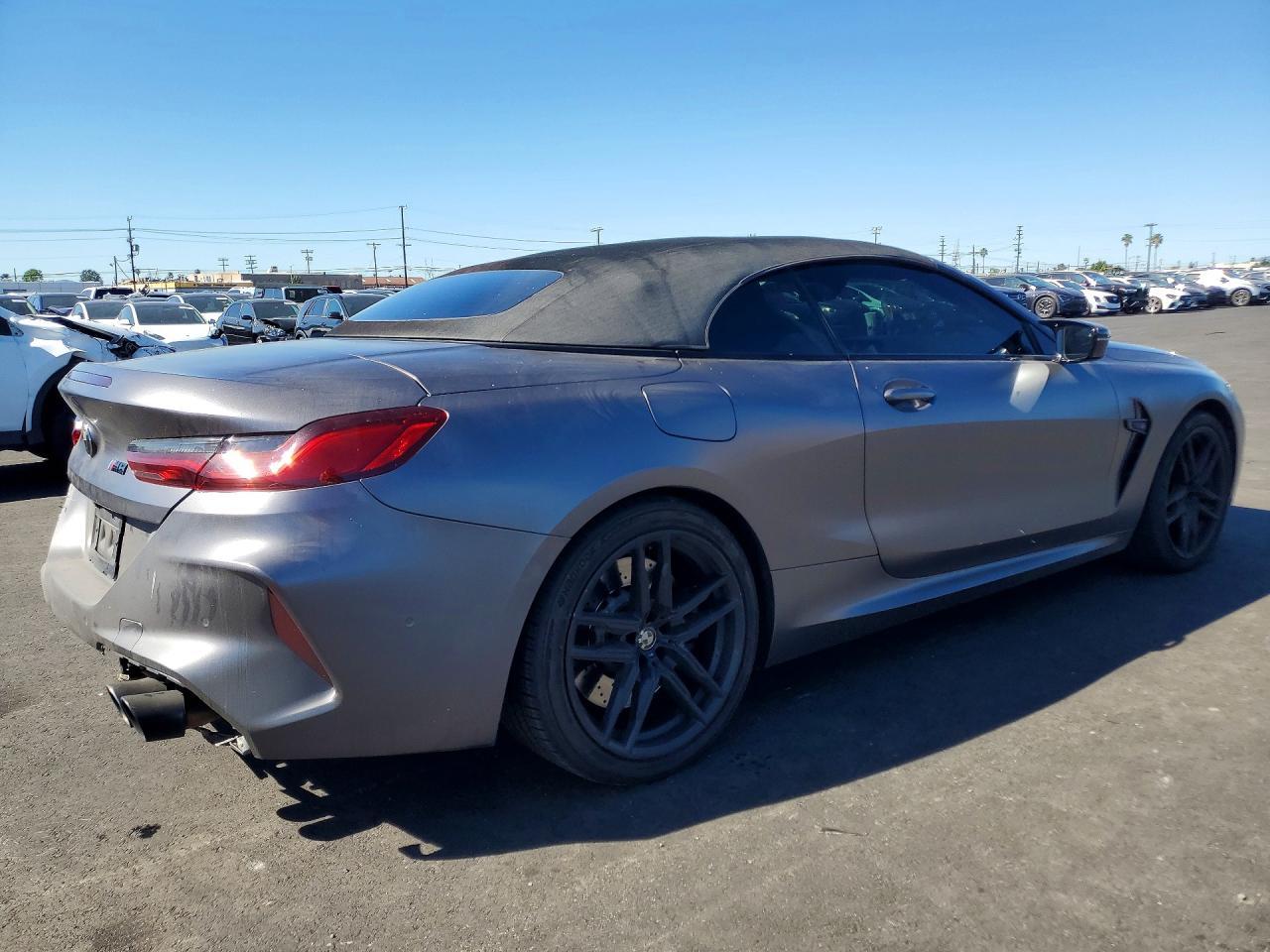 2020 BMW M8 - zdjęcie 3