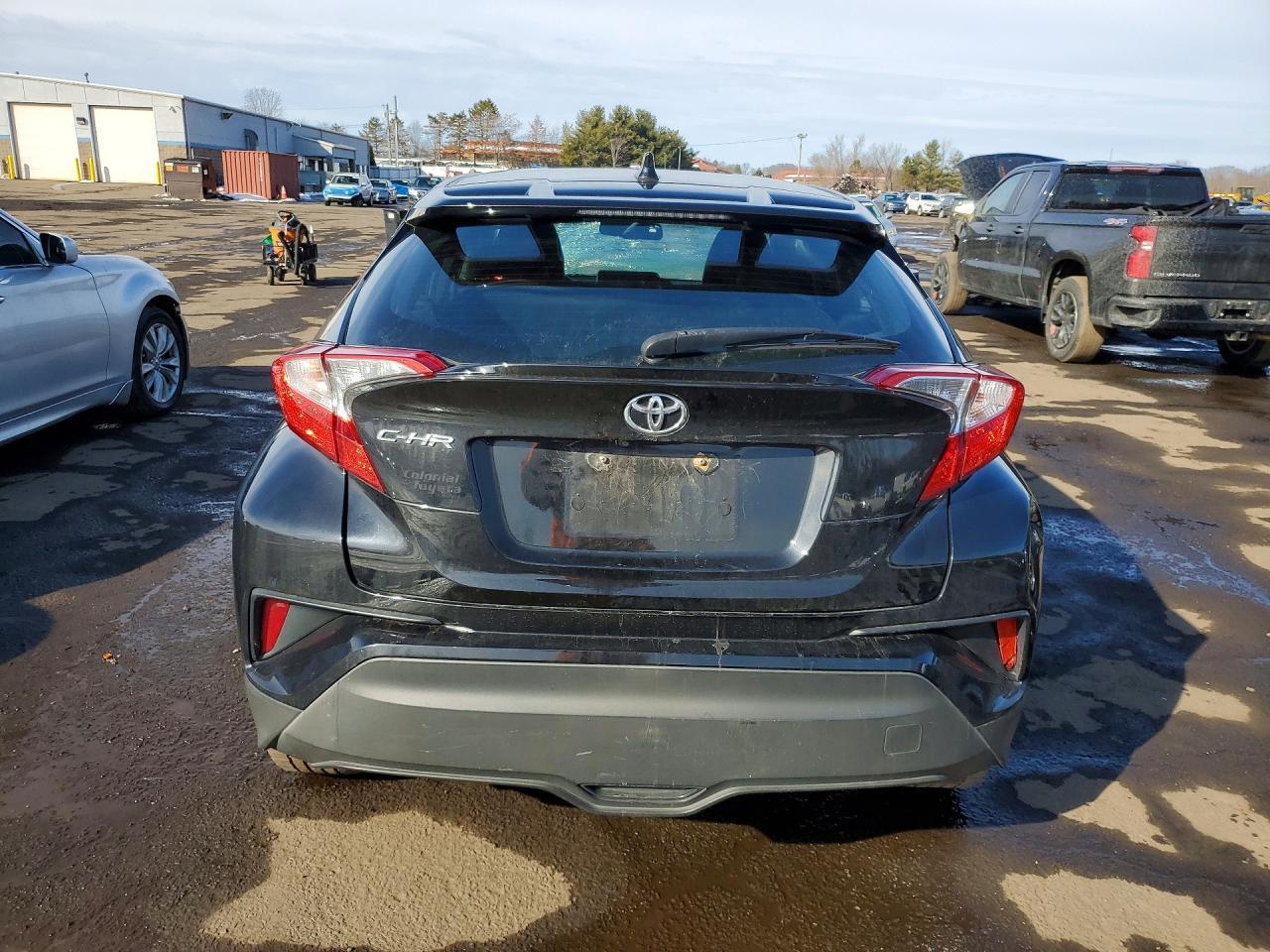 2019 Toyota C-Hr Xle - zdjęcie 6