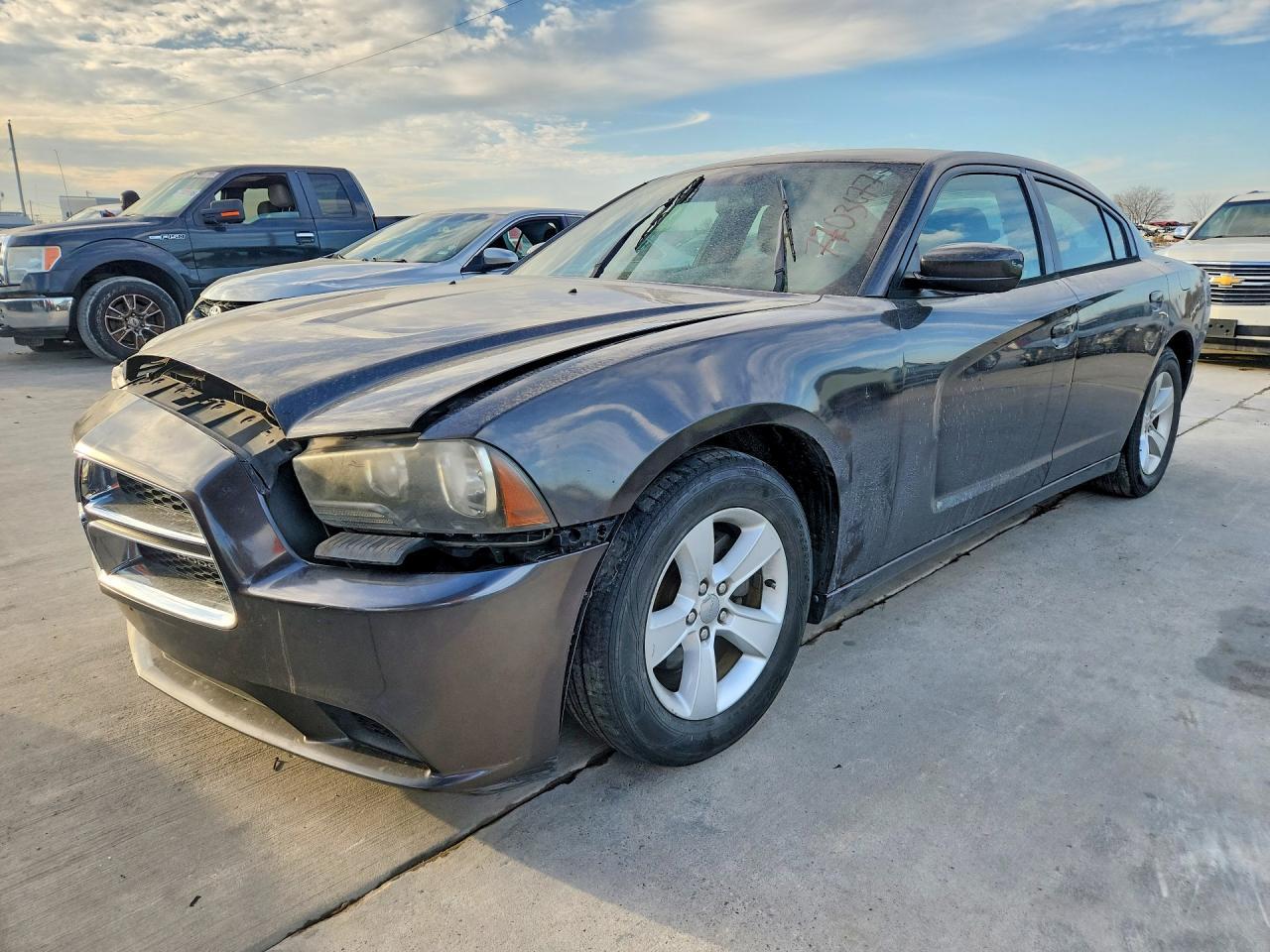 2014 Dodge Charger Se - zdjęcie główne