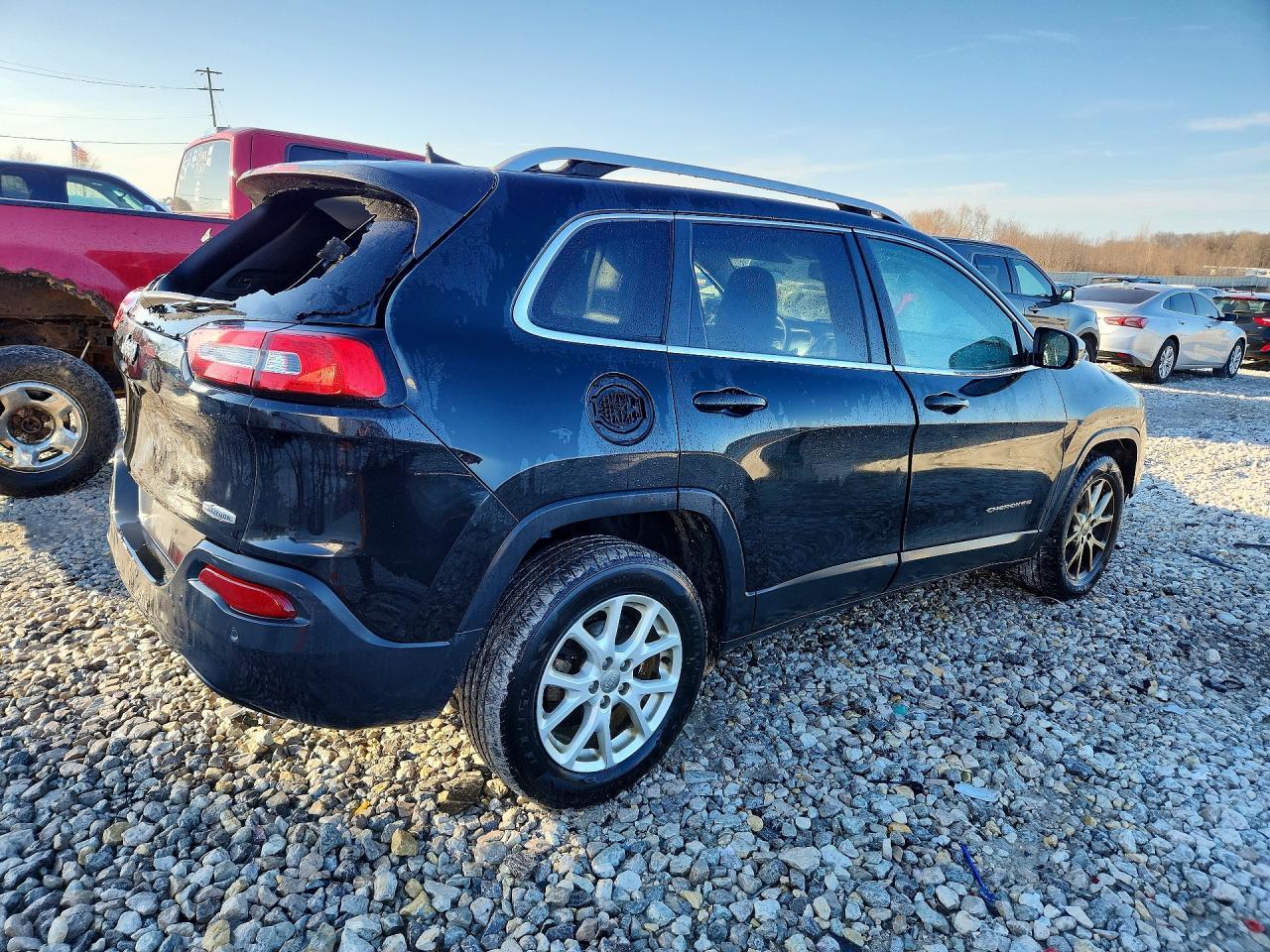 2016 Jeep Cherokee Latitude - zdjęcie 3