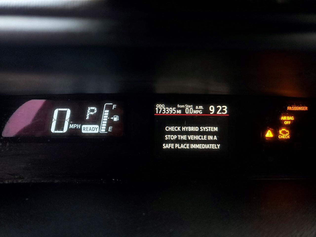 2016 Toyota Prius C - zdjęcie 9