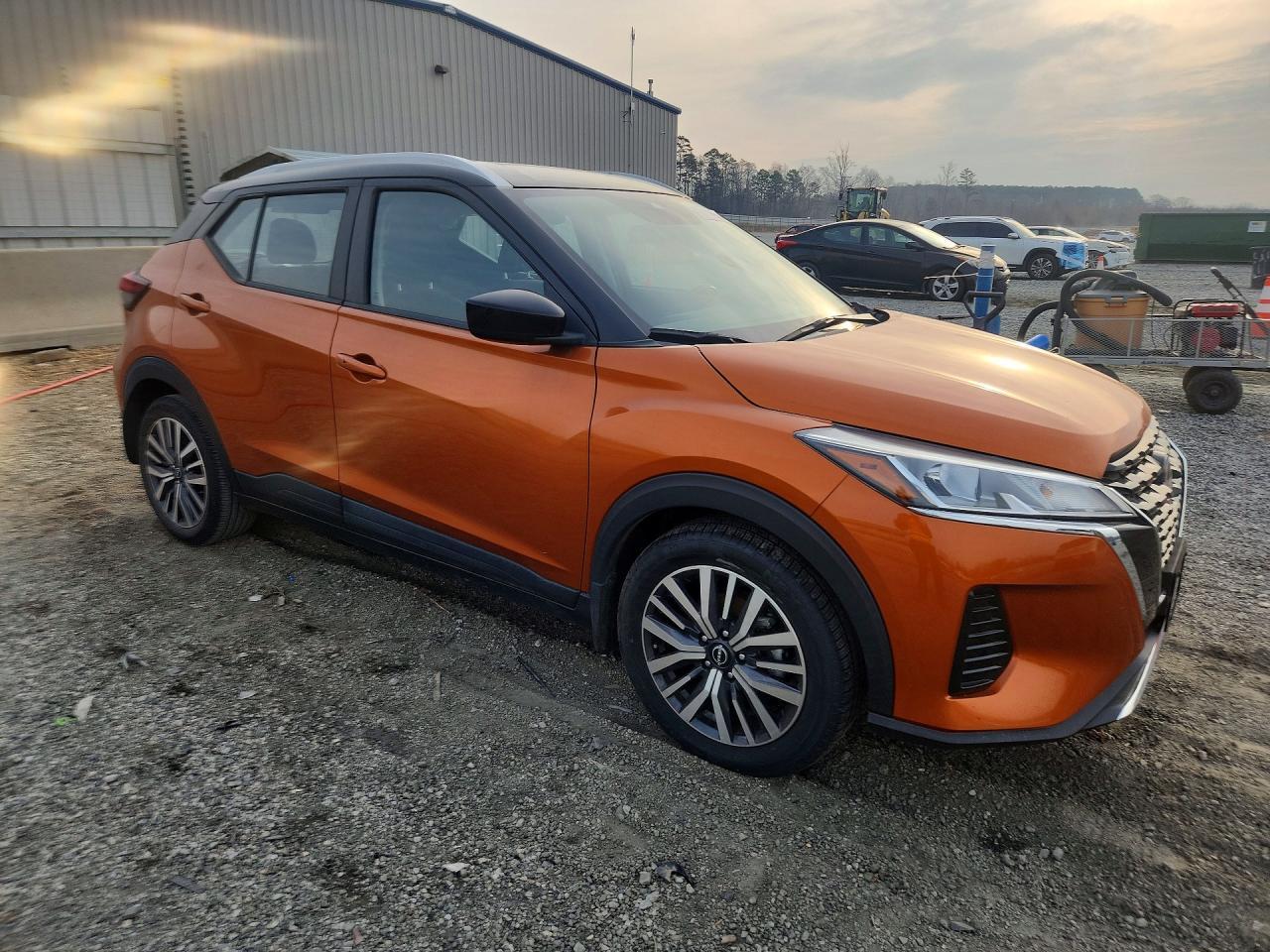2023 Nissan Kicks Sv - zdjęcie 4