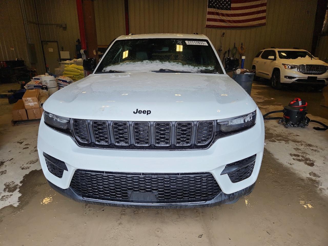 2023 Jeep Grand Cherokee Laredo - zdjęcie 5