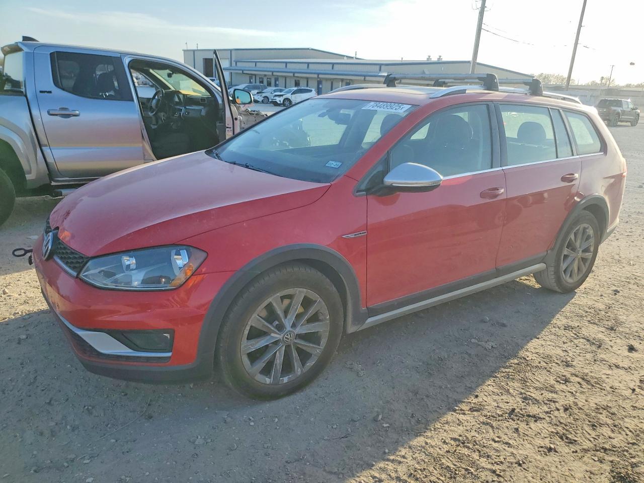 2017 Volkswagen Golf Alltrack S - zdjęcie główne