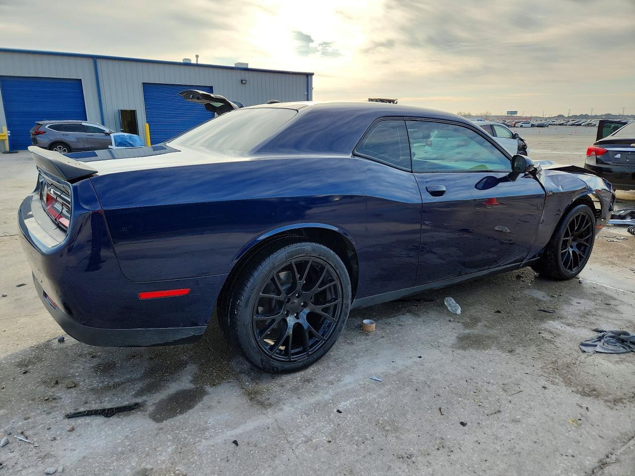 2016 Dodge Challenger Sxt - zdjęcie 3