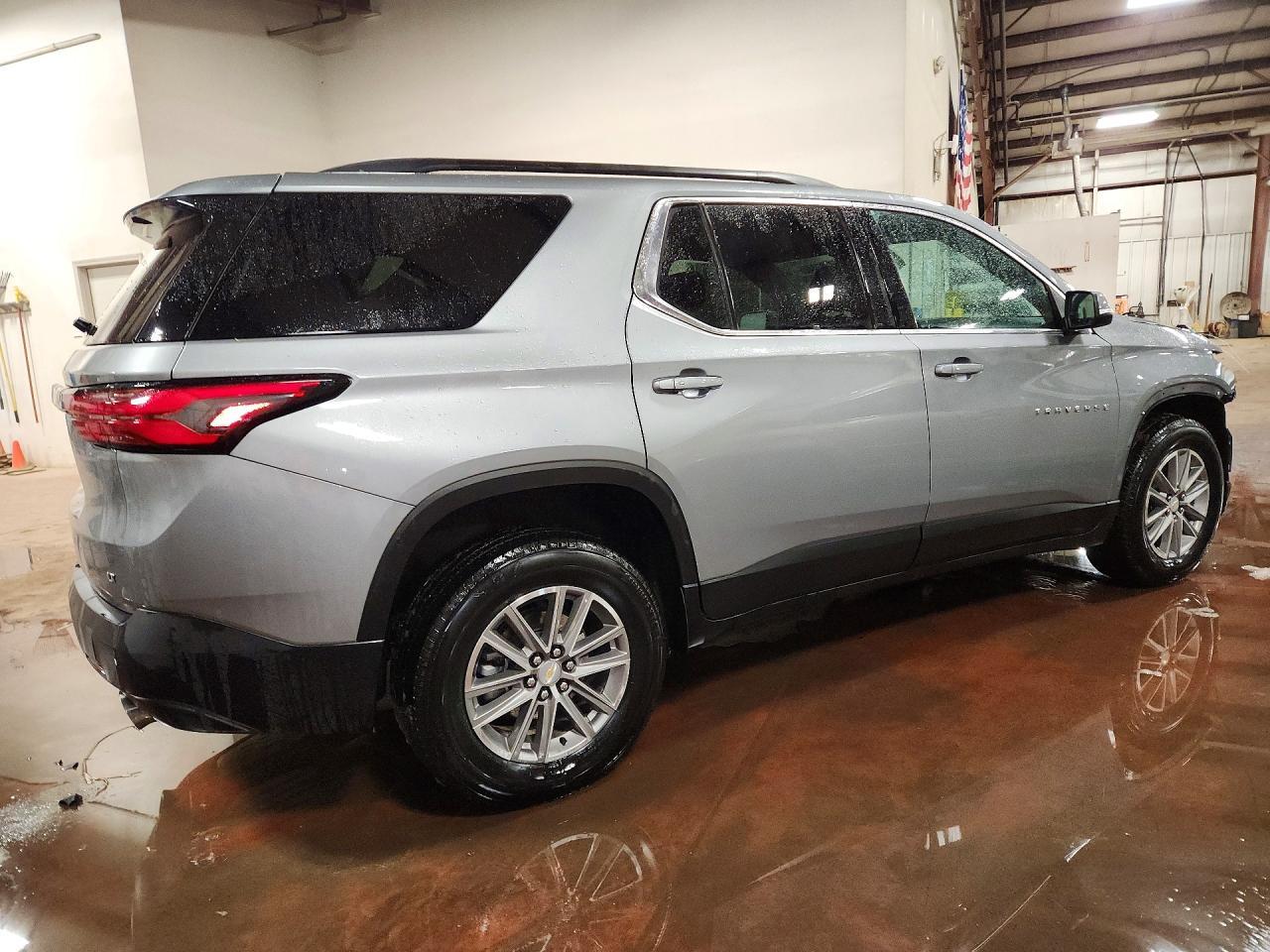 2023 Chevrolet Traverse Lt - zdjęcie 3