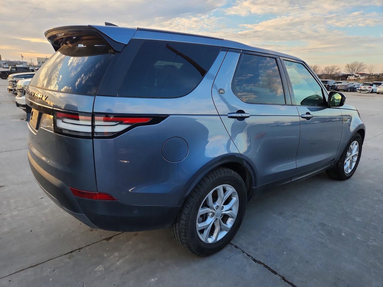 2020 Land Rover Discovery Se - zdjęcie 3