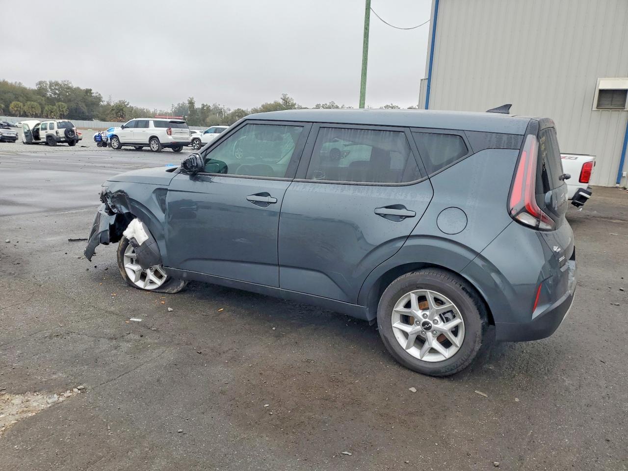 2025 Kia Soul Lx - zdjęcie 2