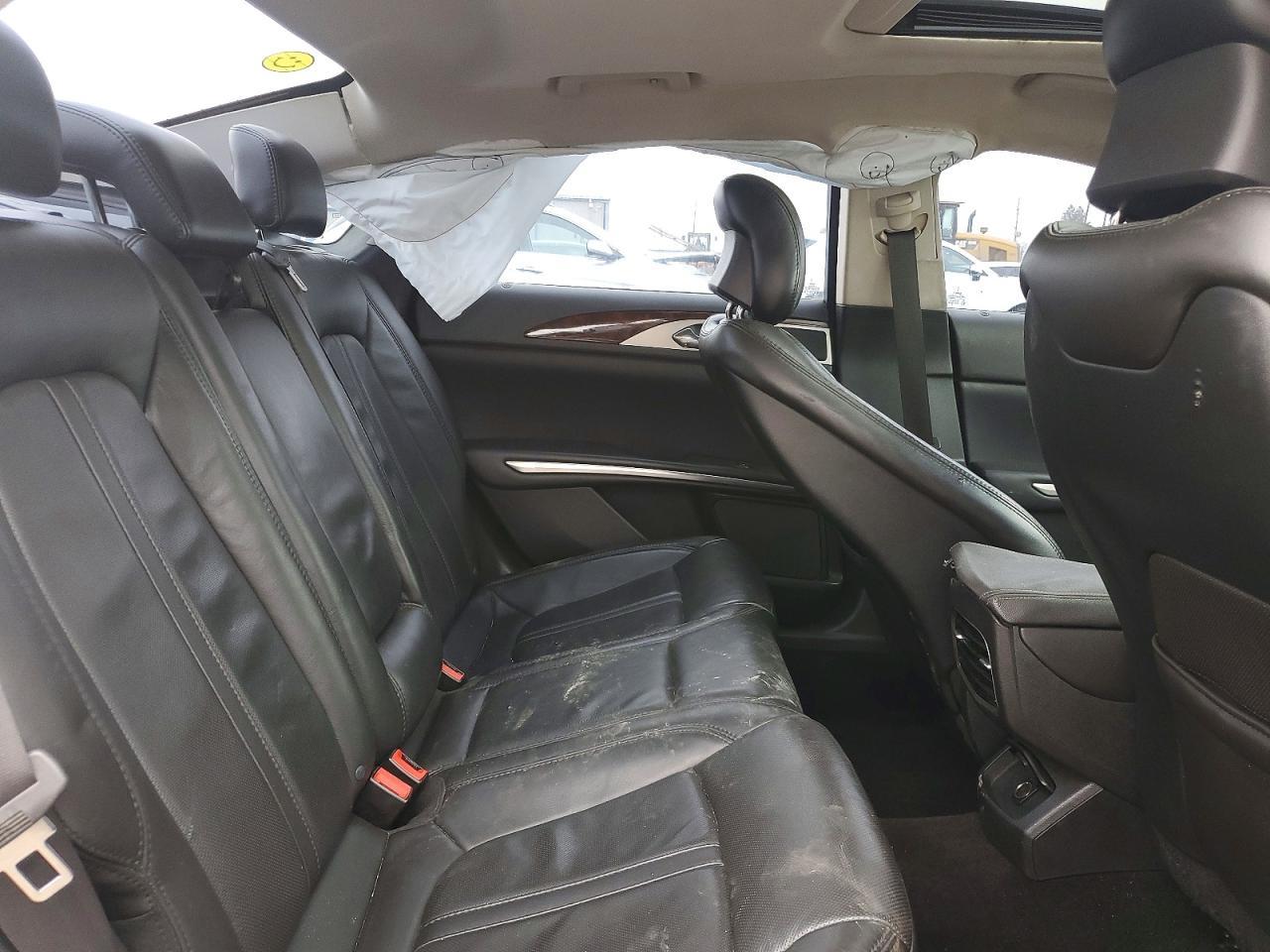 2014 Lincoln Townhouse Mkz - zdjęcie 10