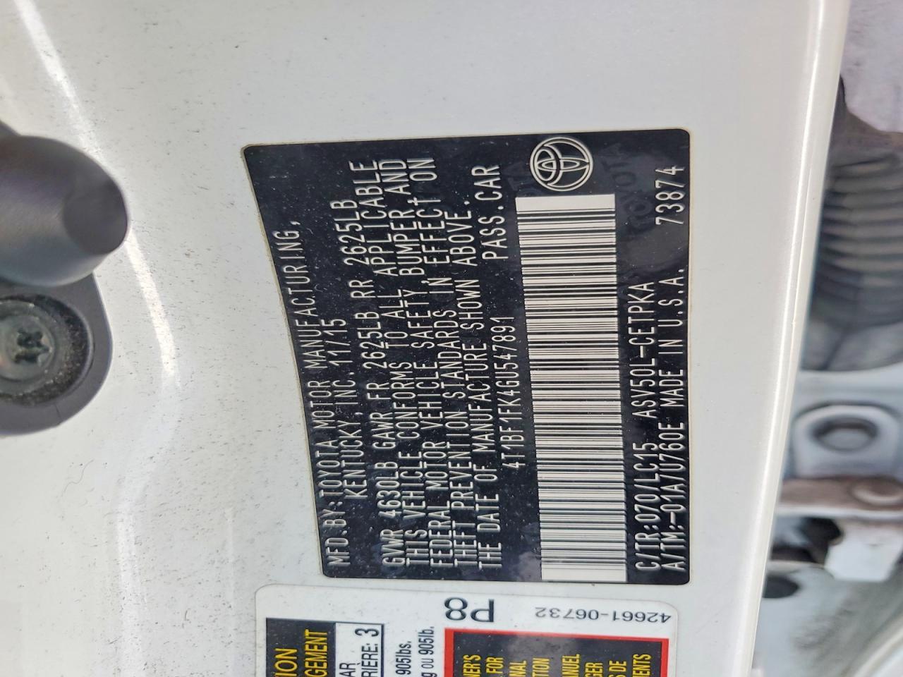 2016 Toyota Camry Le - zdjęcie 12
