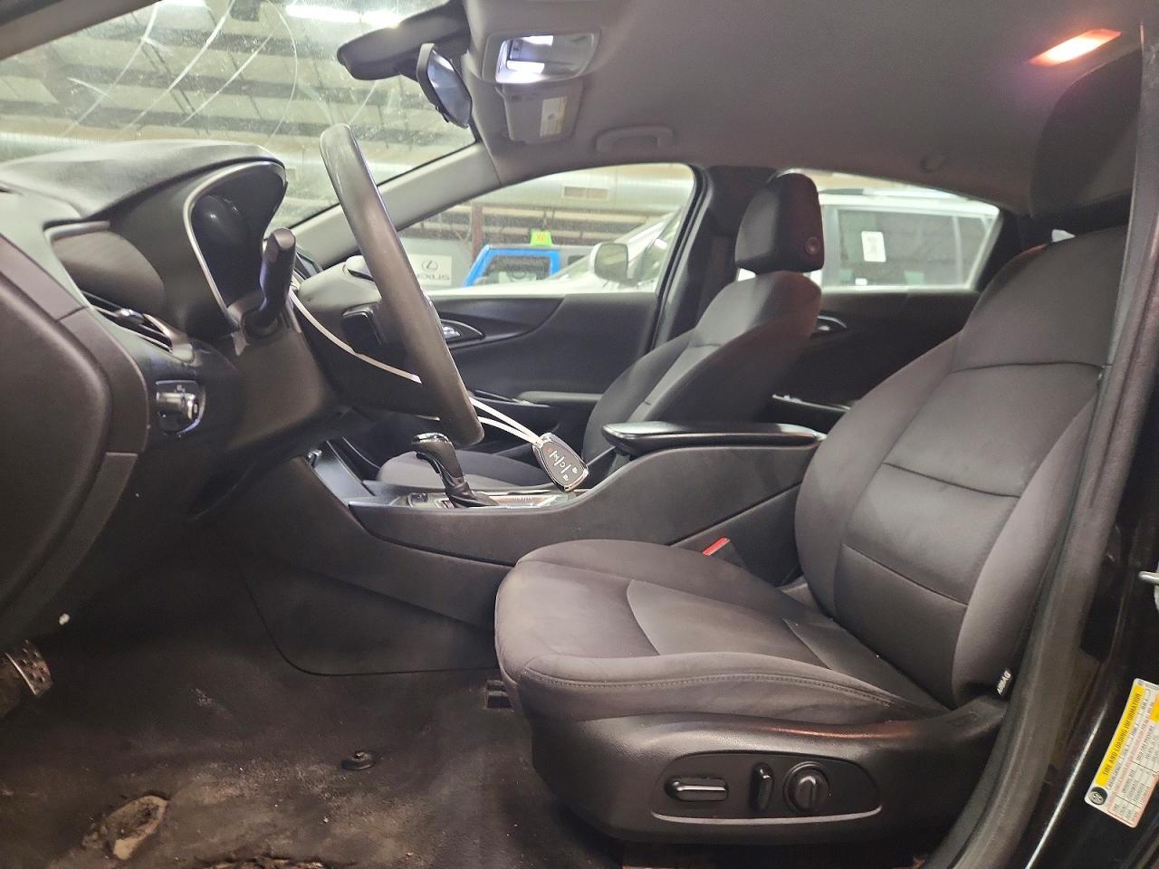 2017 Chevrolet Malibu Ls - zdjęcie 7