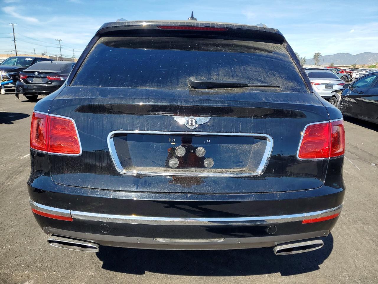 2017 Bentley Bentayga - zdjęcie 6