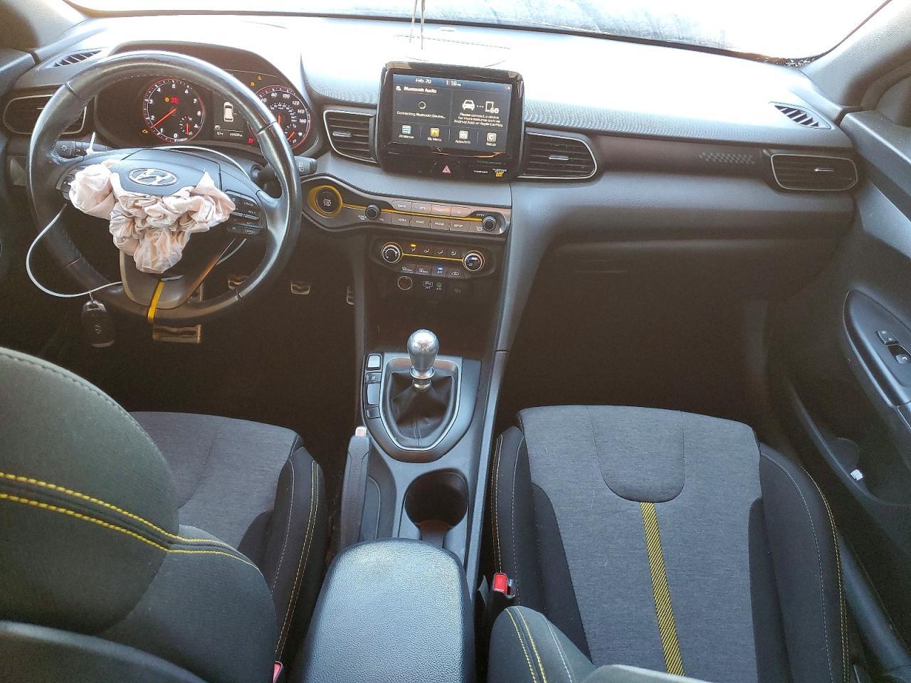 2020 Hyundai Veloster Turbo - zdjęcie 8