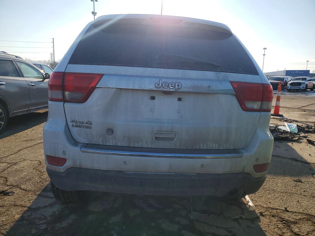 2013 Jeep Grand Cherokee Limited - zdjęcie 6