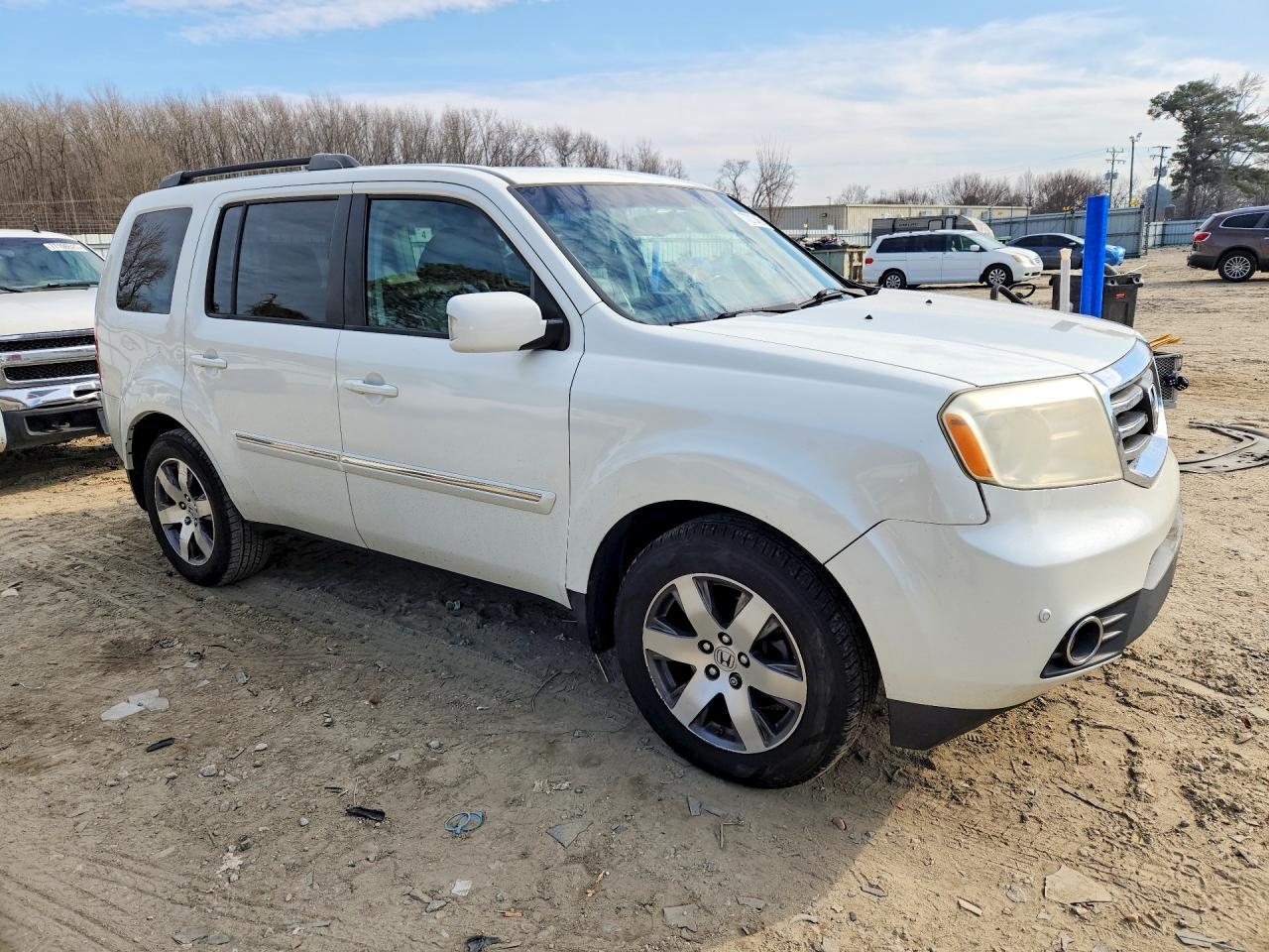 2014 Honda Pilot Touring - zdjęcie 4