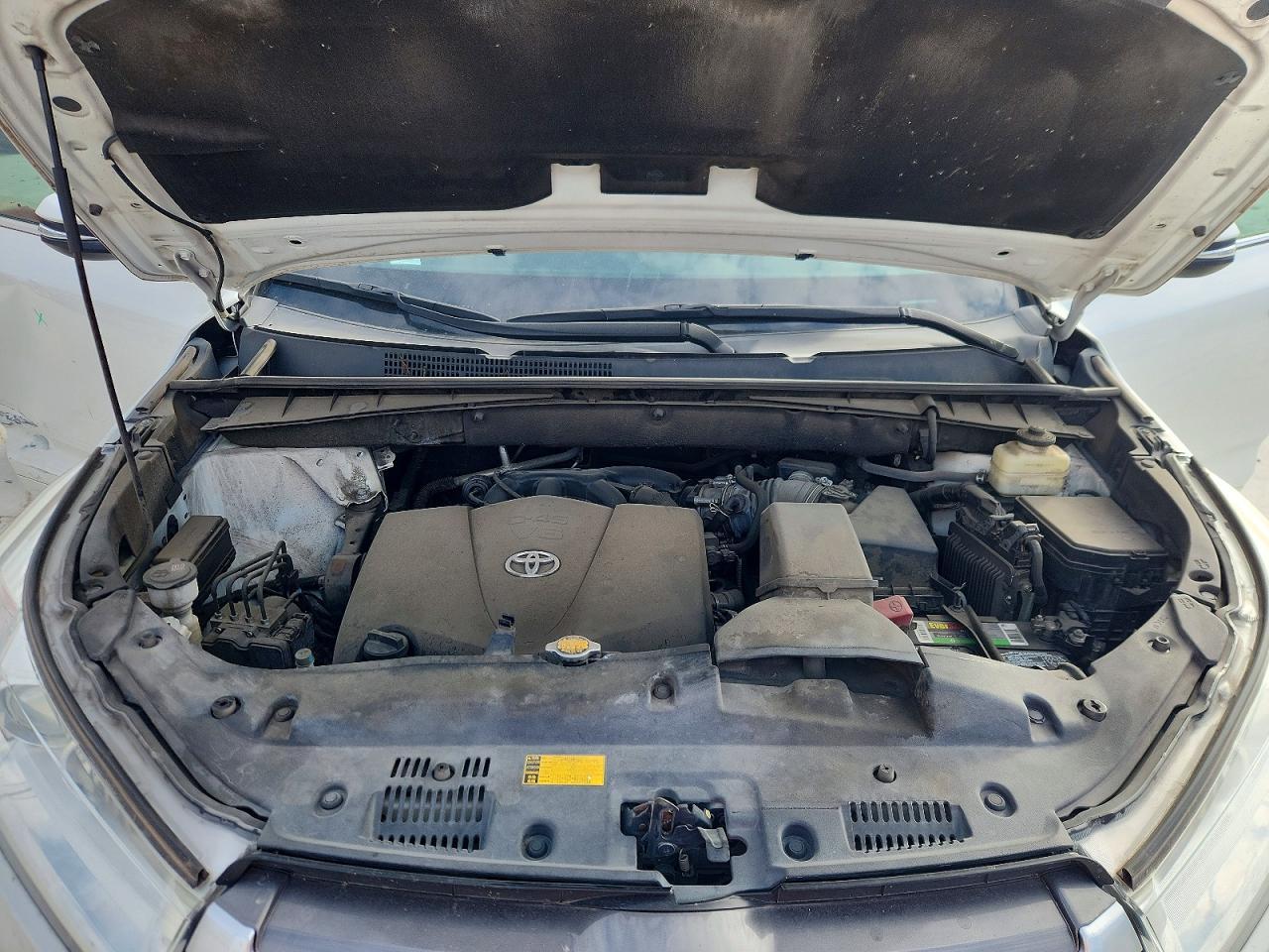 2017 Toyota Highlander Le - zdjęcie 12