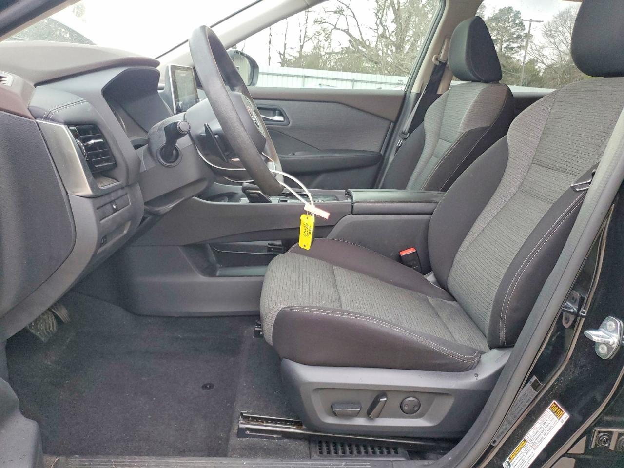 2022 Nissan Rogue Sv - zdjęcie 7