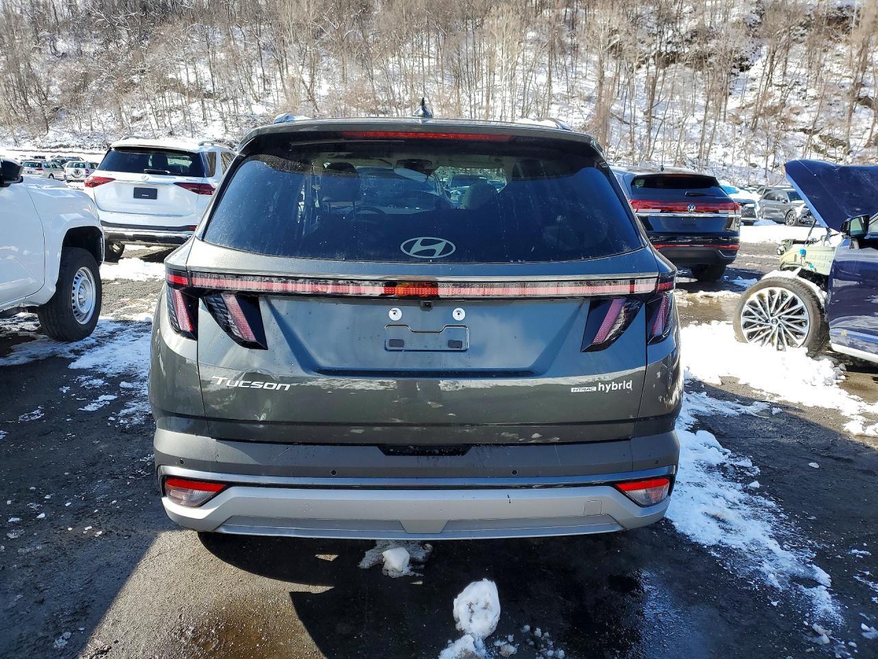 2025 Hyundai Tucson Hybrid Limited - zdjęcie 6