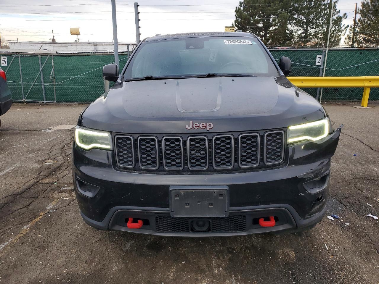 2019 Jeep Grand Cherokee Trailhawk - zdjęcie 5