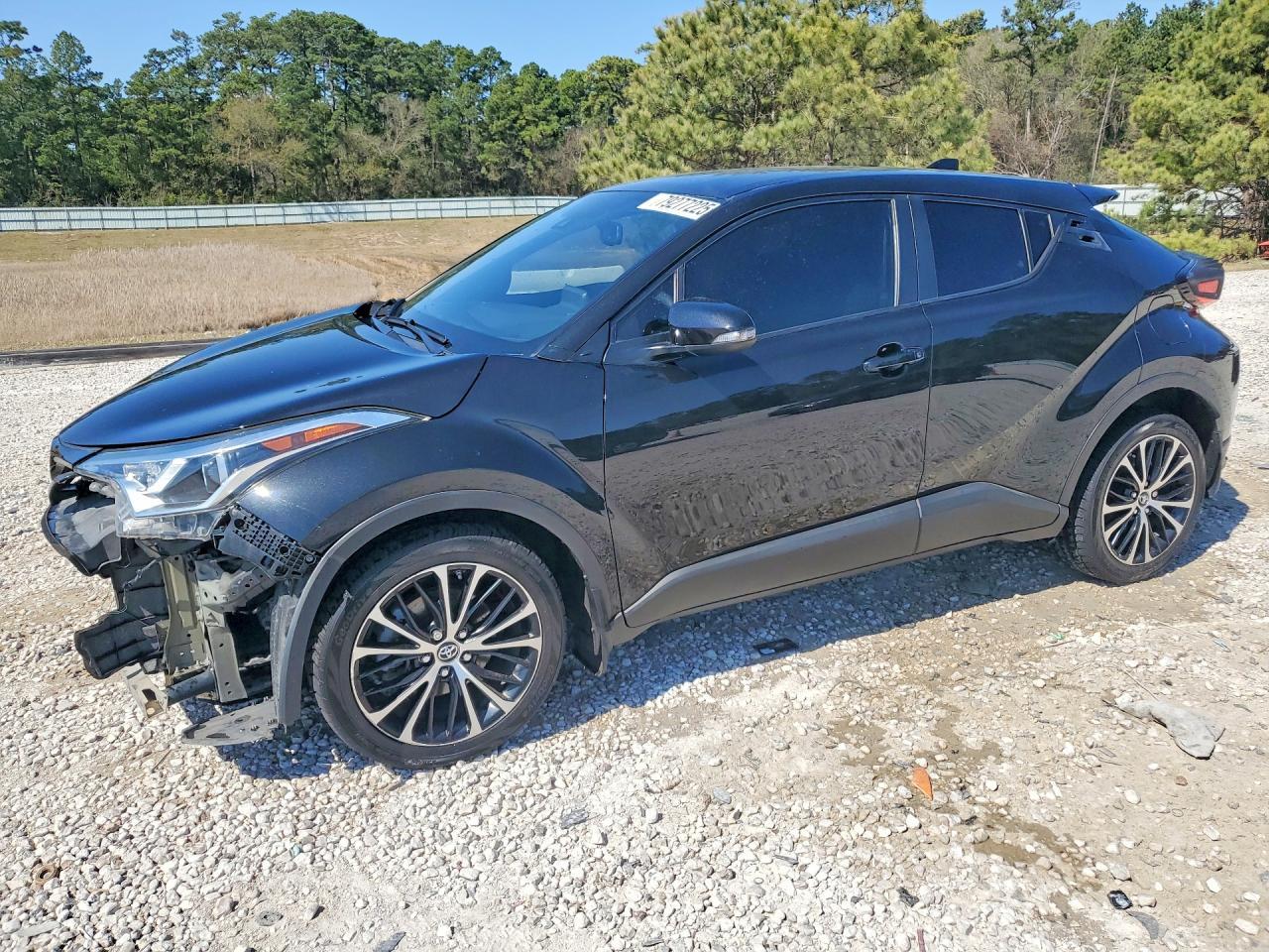 2019 Toyota C-Hr Le - zdjęcie główne