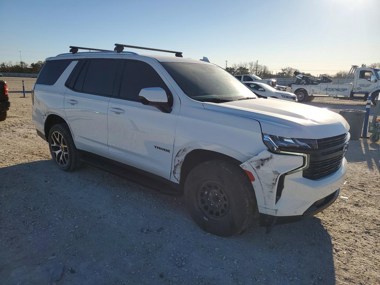 2023 Chevrolet Tahoe C1500 Ls - zdjęcie 4