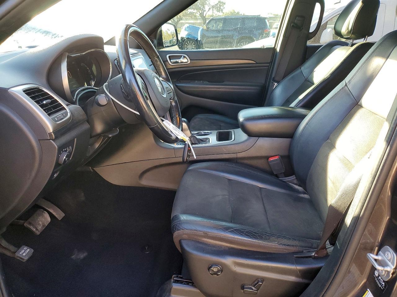 2021 Jeep Grand Cherokee Laredo - zdjęcie 7