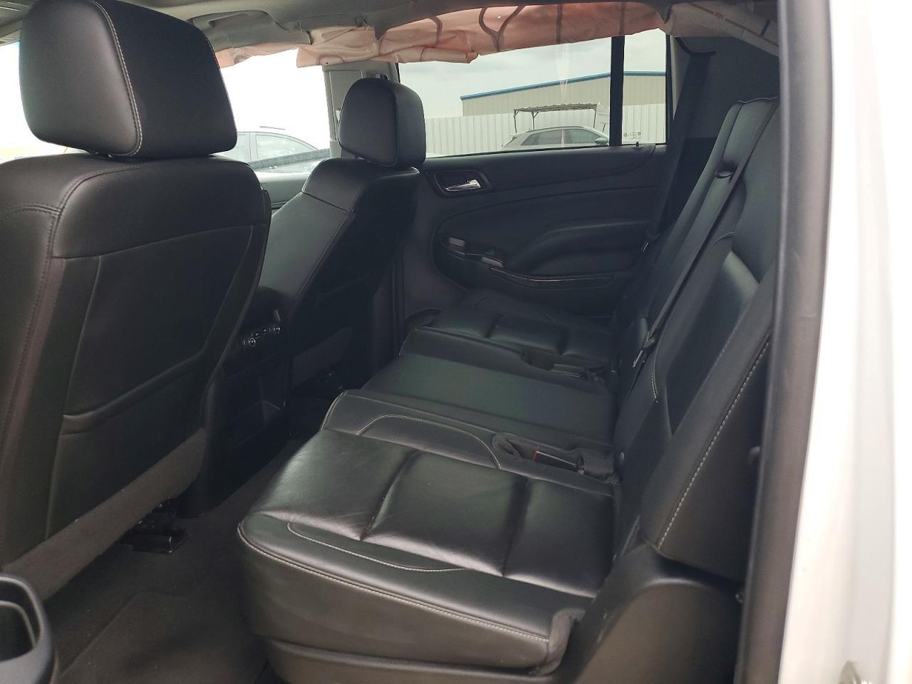 2020 Chevrolet Suburban K1500 Lt - zdjęcie 11