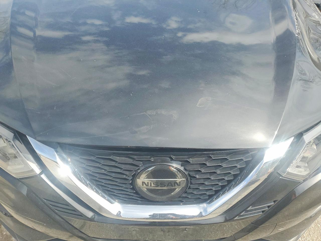 2020 Nissan Rogue Sport S - zdjęcie 12