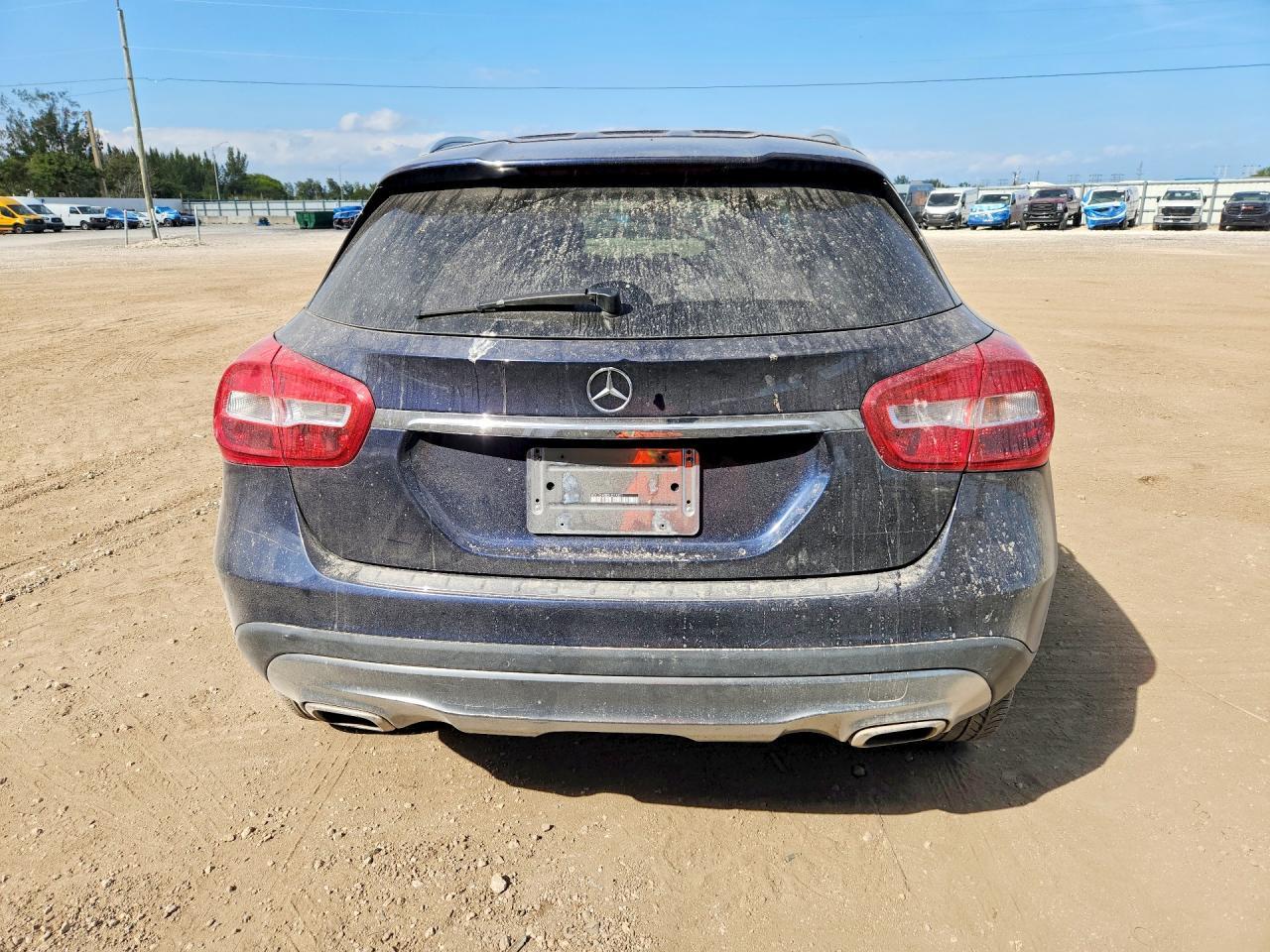 2017 Mercedes-Benz Gla 250 4Matic - zdjęcie 6