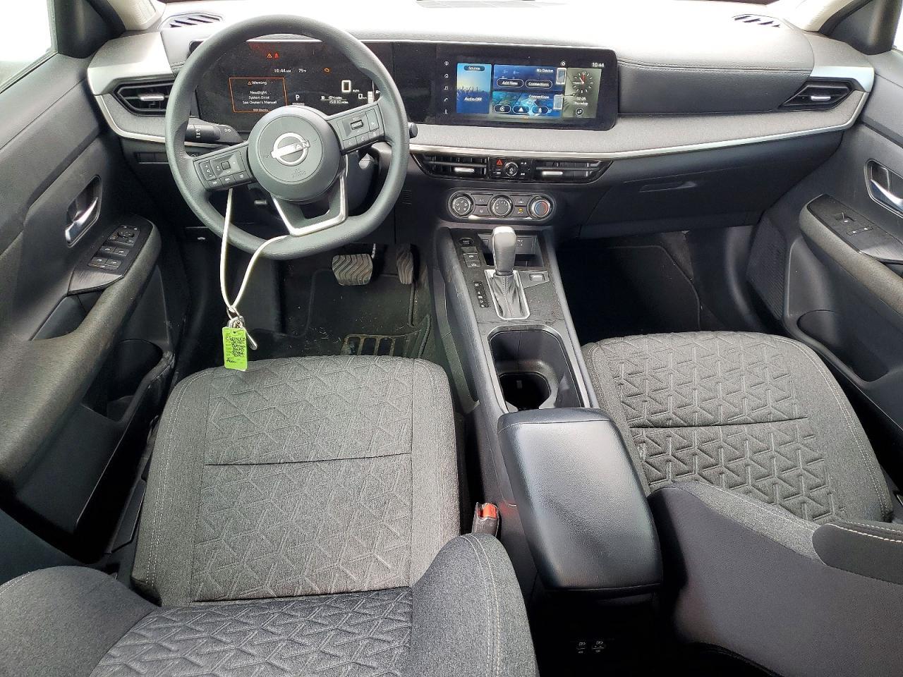 2025 Nissan Kicks Sv - zdjęcie 8