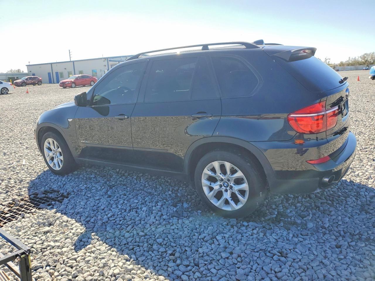 2013 BMW X5 xDrive35I - zdjęcie 2