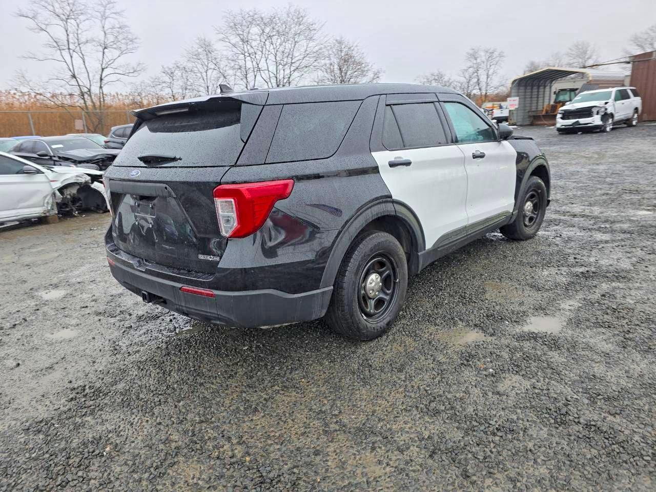 2023 Ford Explorer Police Interceptor - zdjęcie 4