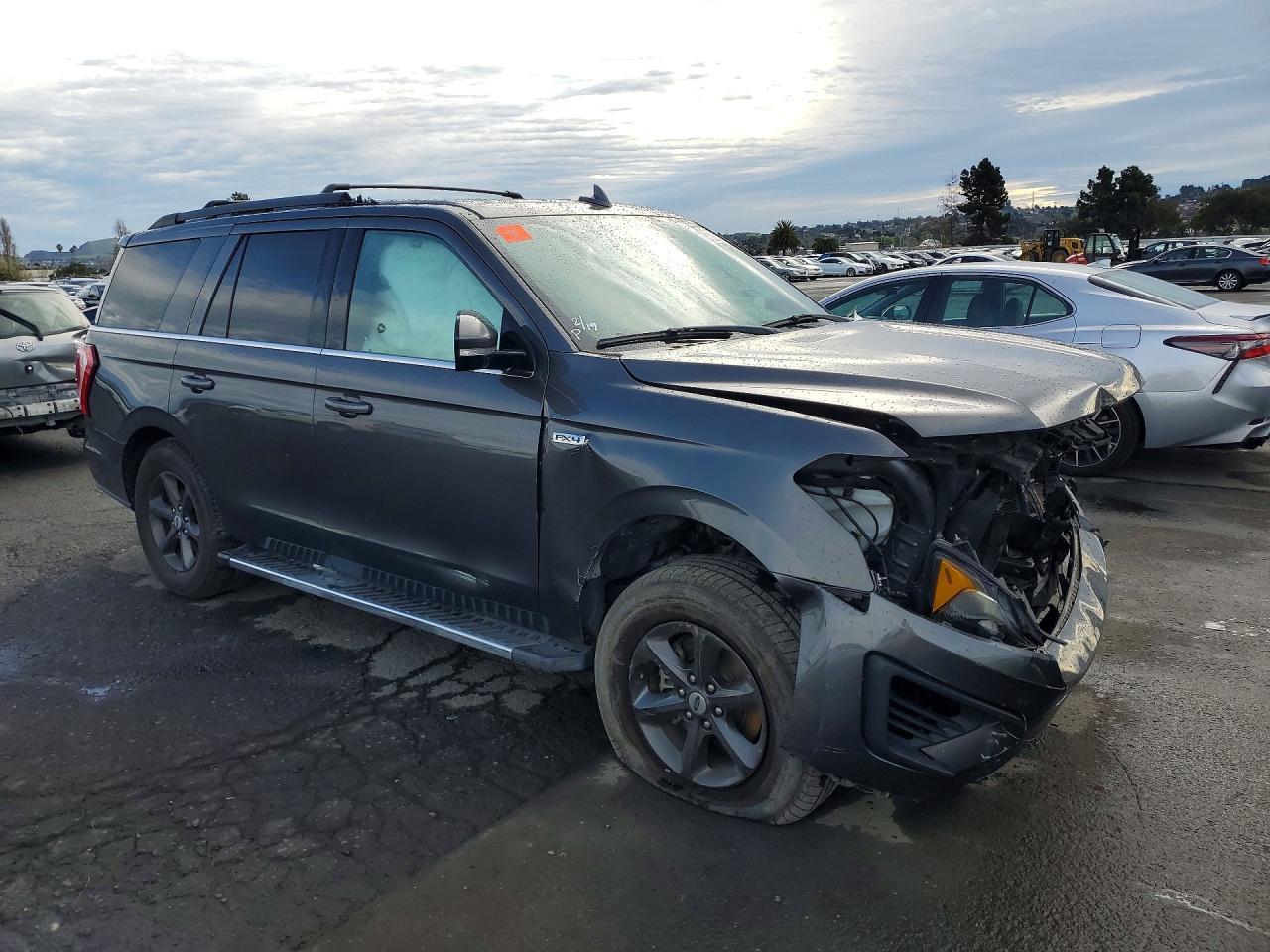 2019 Ford Expedition Xlt - zdjęcie 4