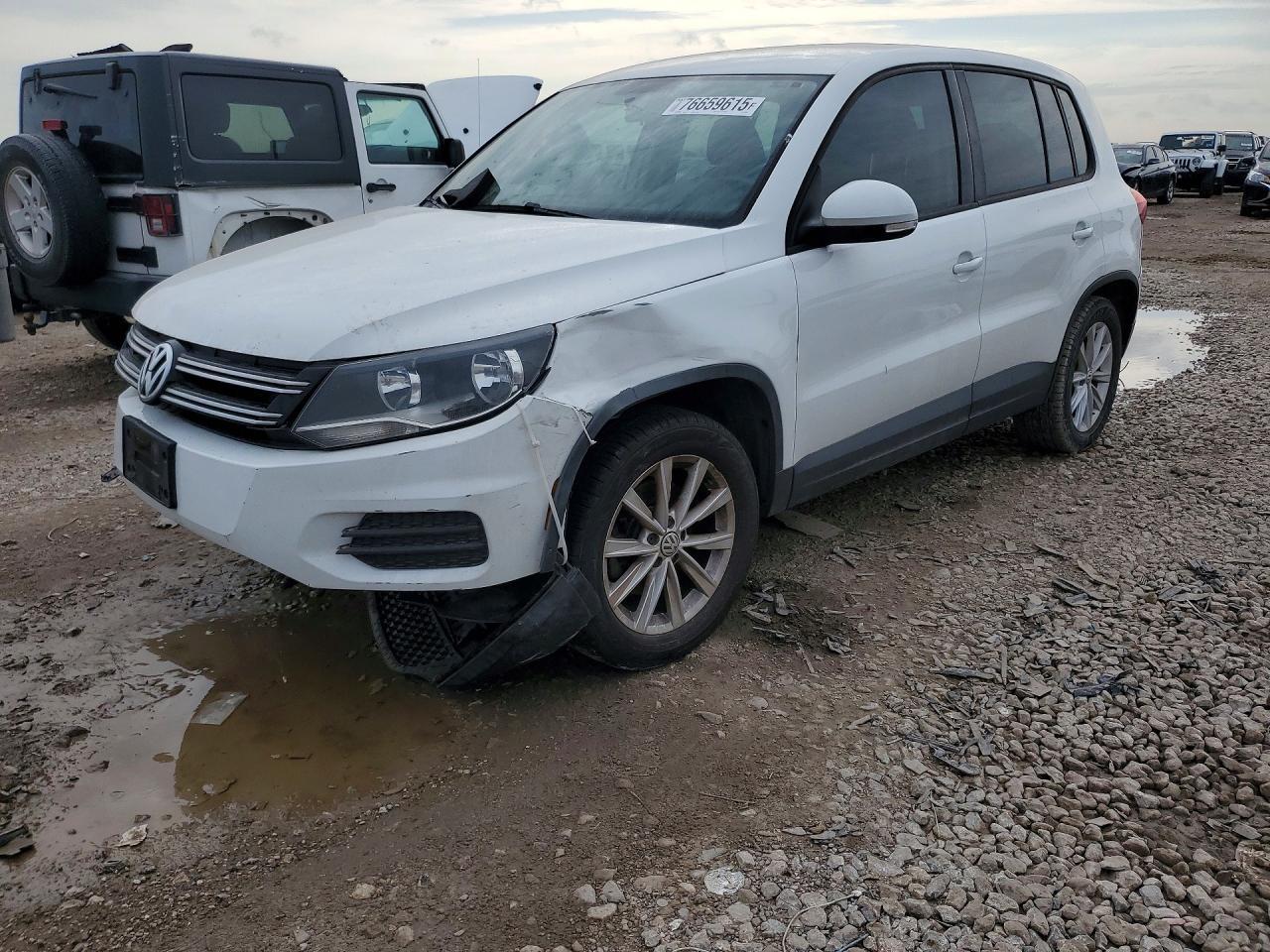 2017 Volkswagen Tiguan S - zdjęcie główne