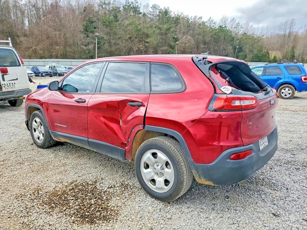 2015 Jeep Cherokee Sport - zdjęcie 2
